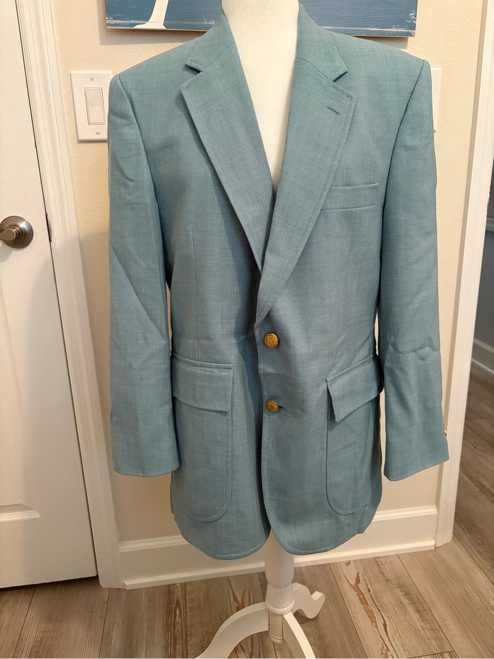 Vintage-80’s. Light Blue Men's Blazer - Classic Two-Button Sport Coat